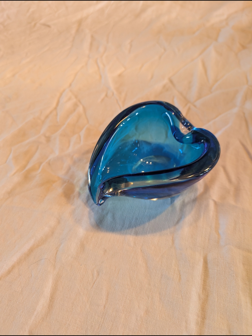 2/60$ Murano Blue Heart Glass Bowl Accent